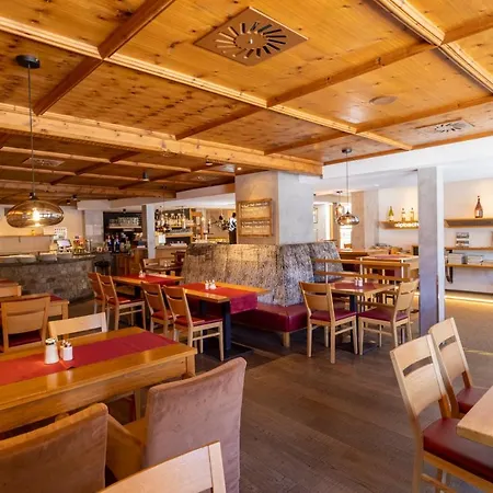 غاسثهاوس جاكوبر 3* ألباخ